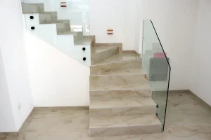Treppenansicht Immobilien Montenegro Villa Adana